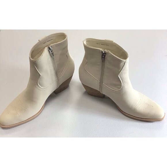 Dolce Vita Western Boots Shoe Women 7.5 Off White Leather Pull On Ankle Boot 🤍 - Picture 3 of 5